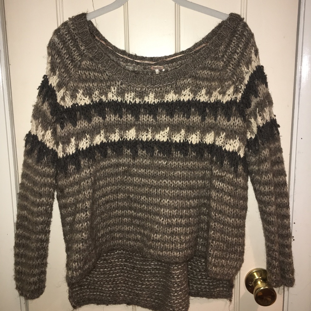 FREE PEOPLE SWEATER